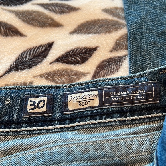 Miss Me Jeans - Picture 7 of 12